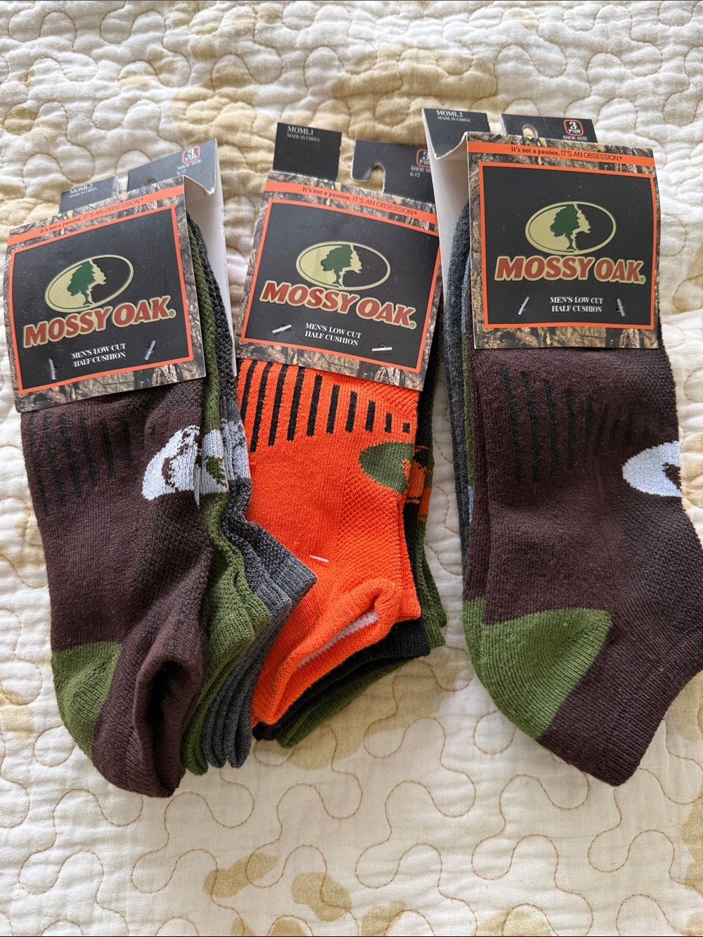 Mossy Oak Men's Low Cut Athletic Socks - Brown, Orange & Green
